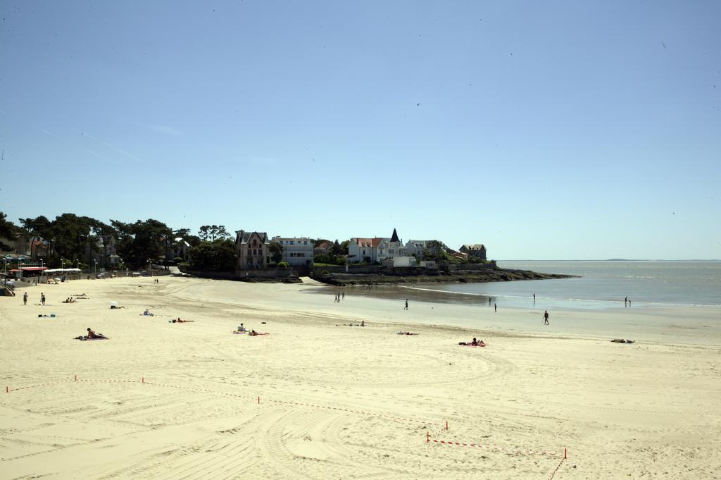 Hotel De La Plage サン・パレ・シュル・メール エクステリア 写真